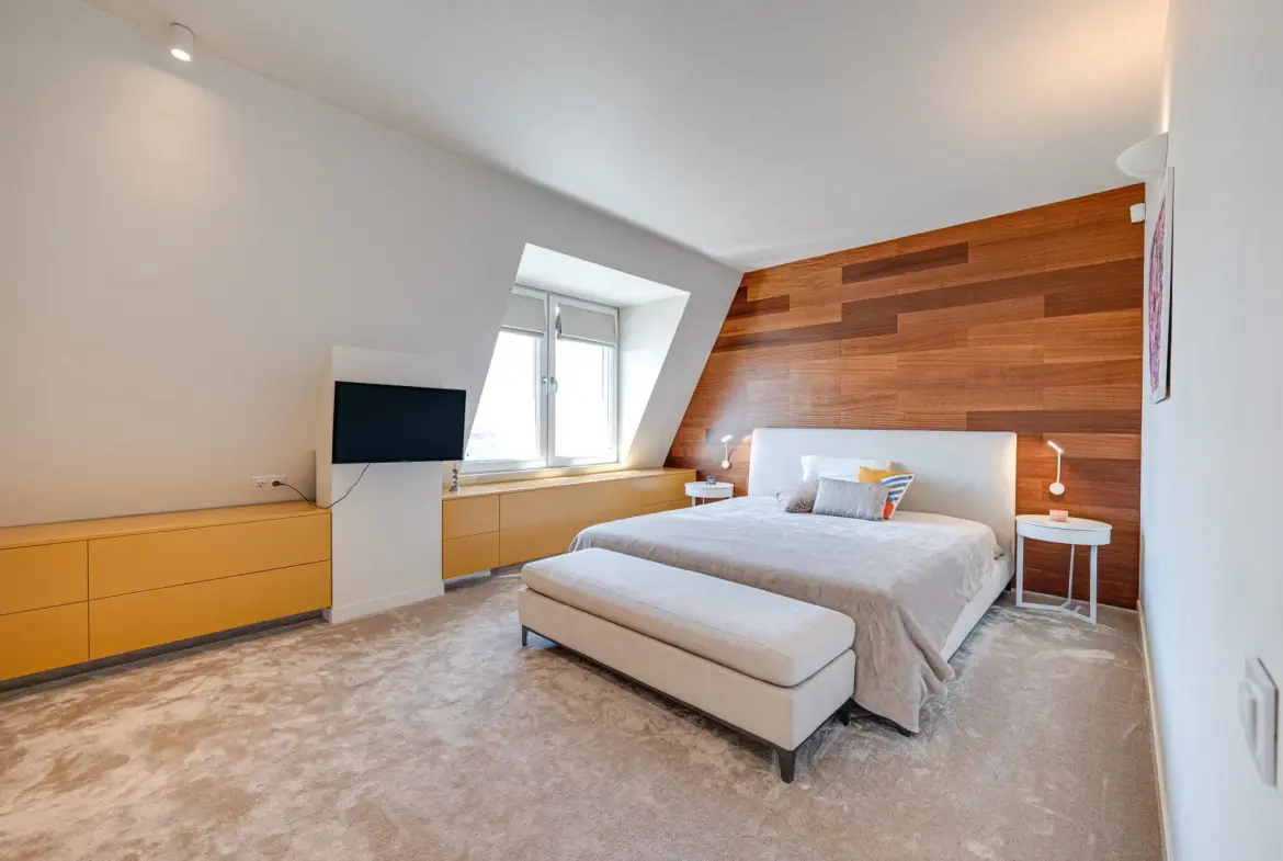Remarkable multi-bedroom penthouse with panoramic views in Lozenets