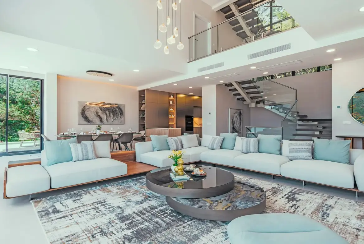 Contemporary Villa with Swimming Pool, Kotor, Dobrota