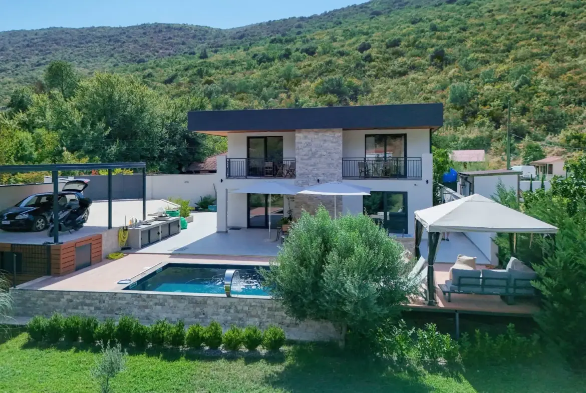 New villa with swimming pool, Kovači, Kotor