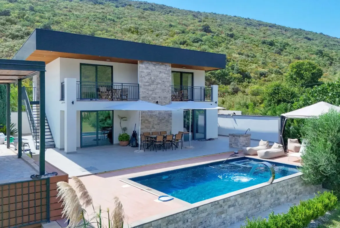 New villa with swimming pool, Kovači, Kotor