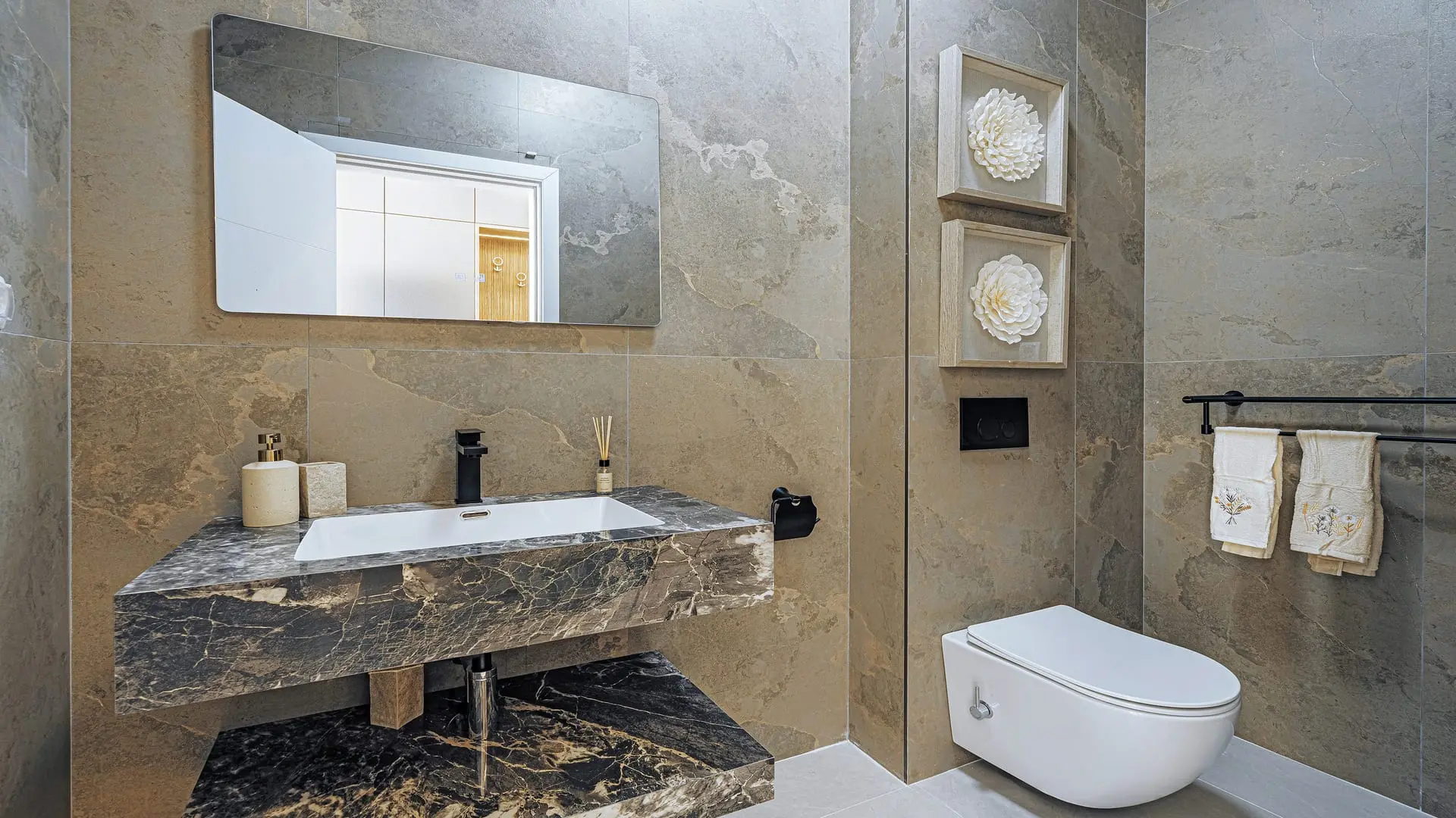 Contemporary Villa with Swimming Pool, Kotor, Dobrota