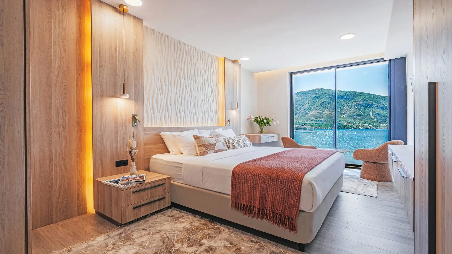 Contemporary Villa with Swimming Pool, Kotor, Dobrota