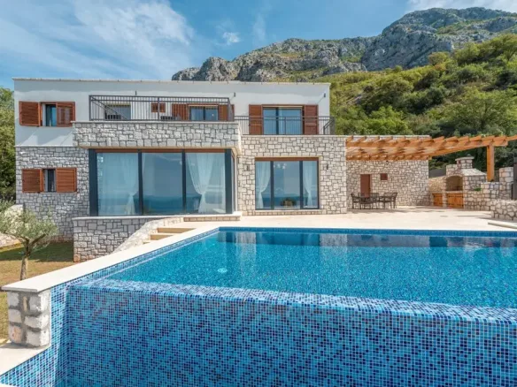 New villa with pool, Drobni Pijesak, Budva