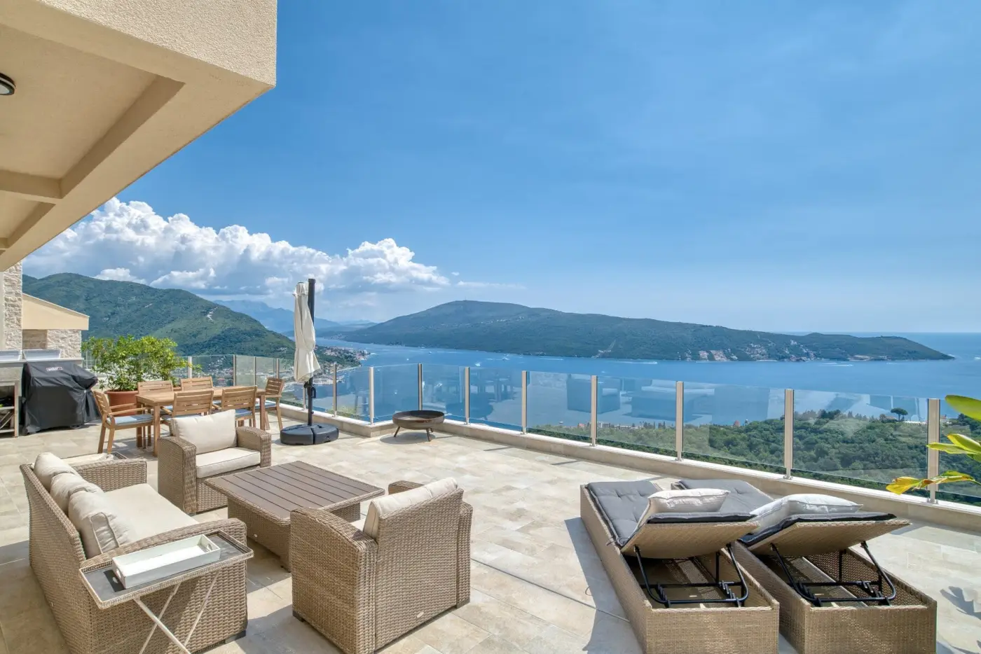 cover-3 New villa with pool and panoramic sea view, Podi, Herceg Novi