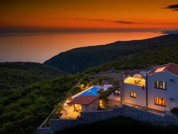 Authentic villa with pool and panoramic sea view, Zagora, Kotor