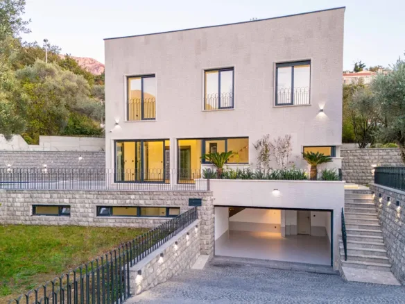Villa near Kamenovo beach, Budva
