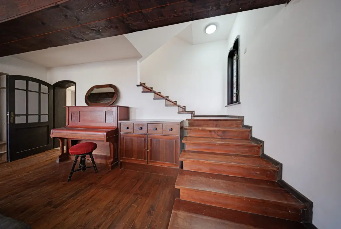 A cozy house with a beautiful yard and a perfect location in Dragalevtsi for sale