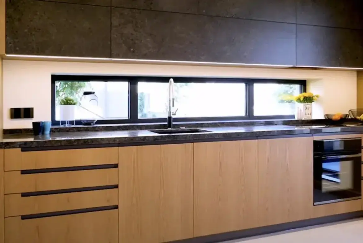 Luxurious detached house in a gated complex at the foot of Vitosha Mountain