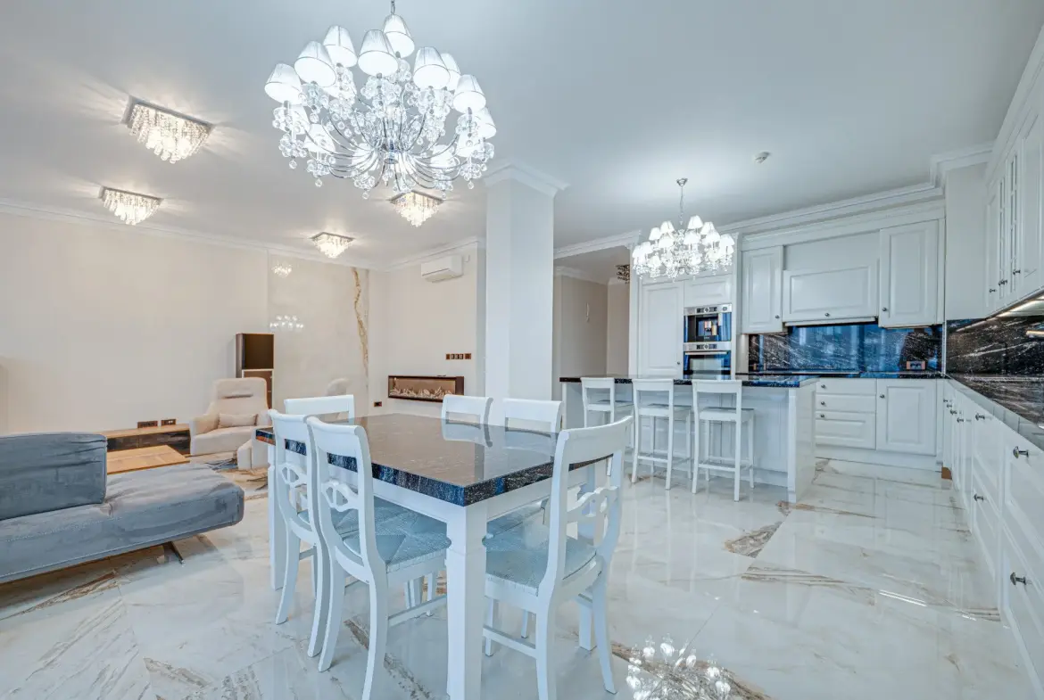 Fully furnished four-room apartment in a gated residential complex in the Lozenets neighborhood