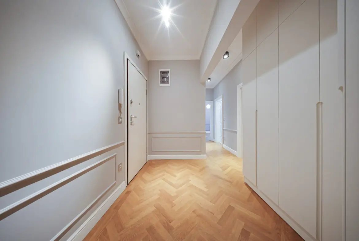 Exclusive apartment for sale in close proximity to the National Assembly