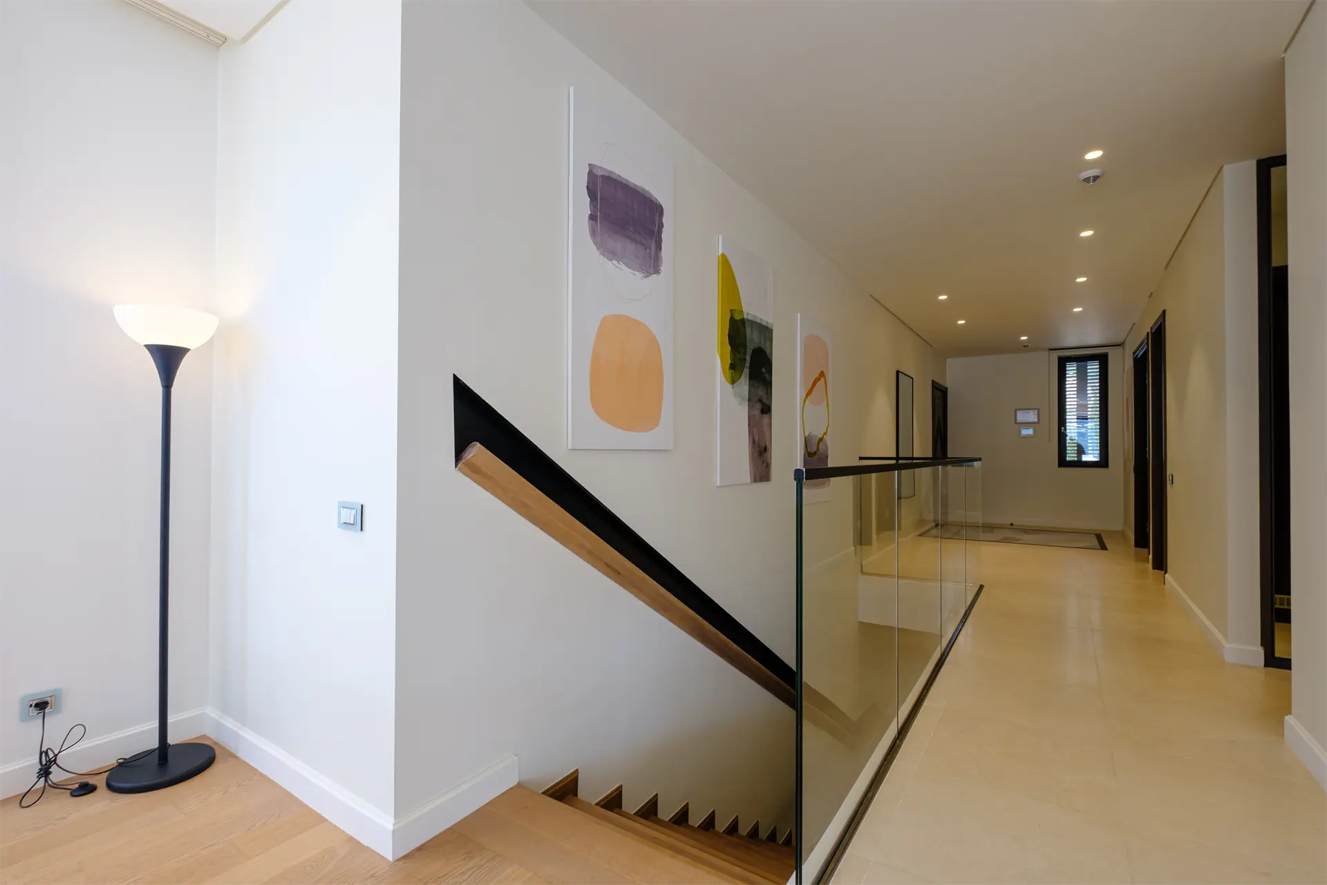Luxurious 3-Bedroom Duplex with pool