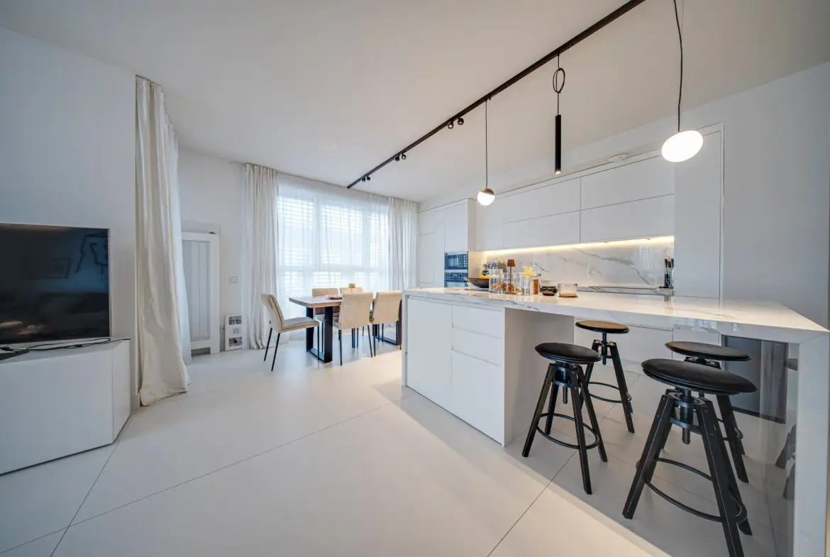 Luxury four-bedroom apartment in Residential Park Sofia for sale