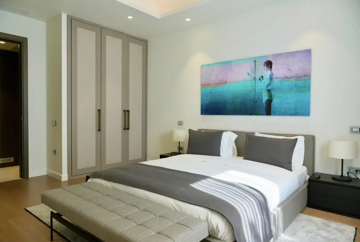 Luxury furnished 1bdr Apartment, with direct access to a swimming pool