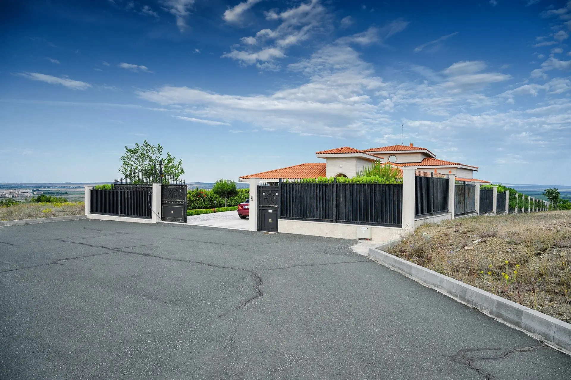 d5f77dacc6d61b55fb8854bf0ff89649 An exclusive residence with a pool near the Sunny Beach resort