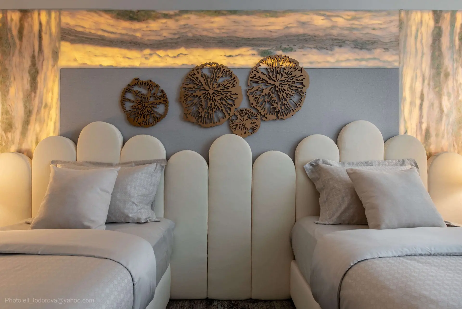 d61feb69f20cf36c14796af258e2d372-1 Luxury apartment in a complex on the first line to the beach