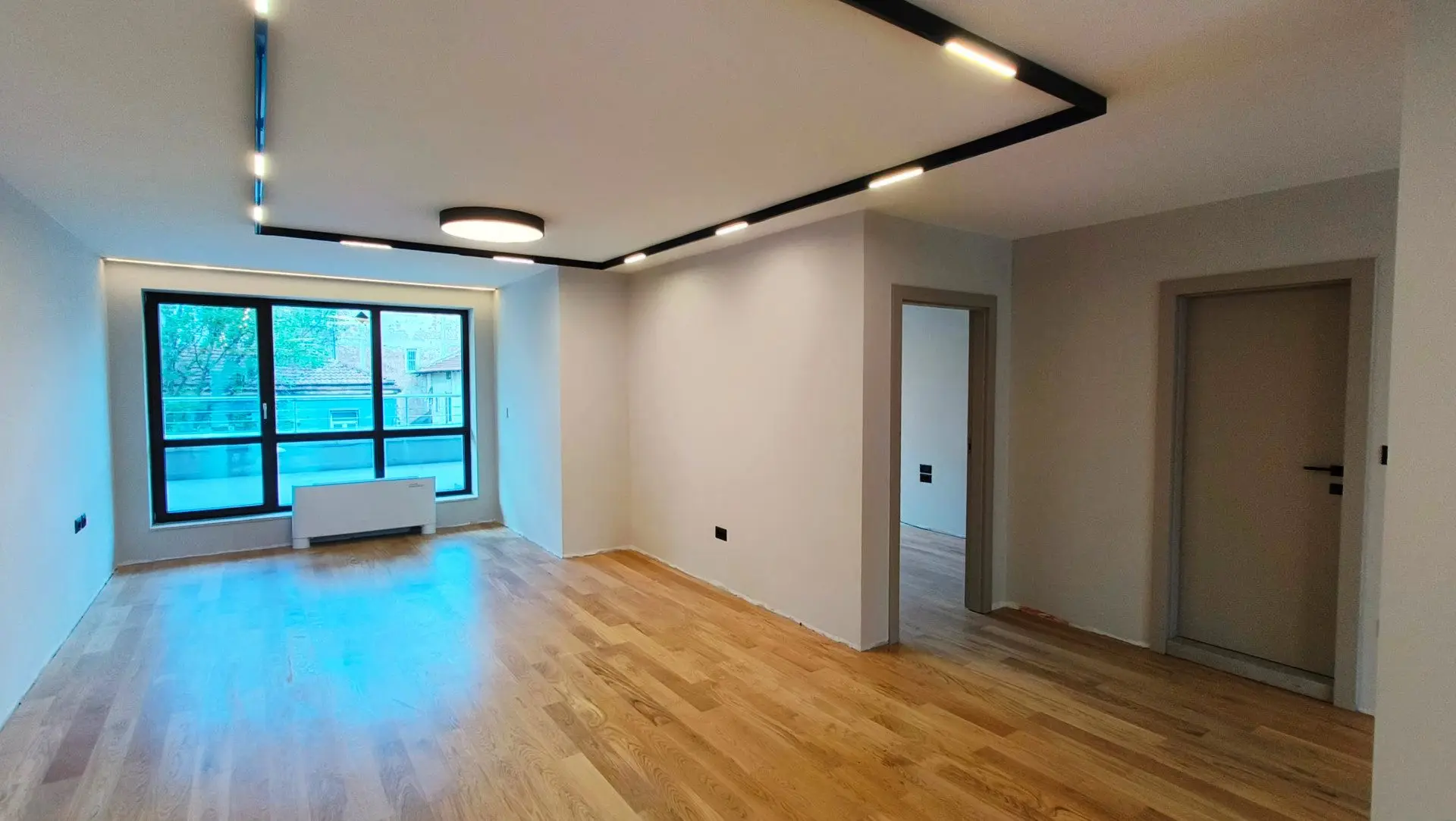 Spacious and fully furnished new apartment in the central part of Sofia