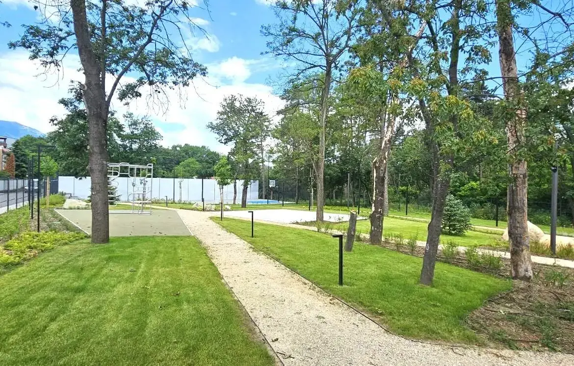 Luxury house in a gated complex near the Anglo-American School