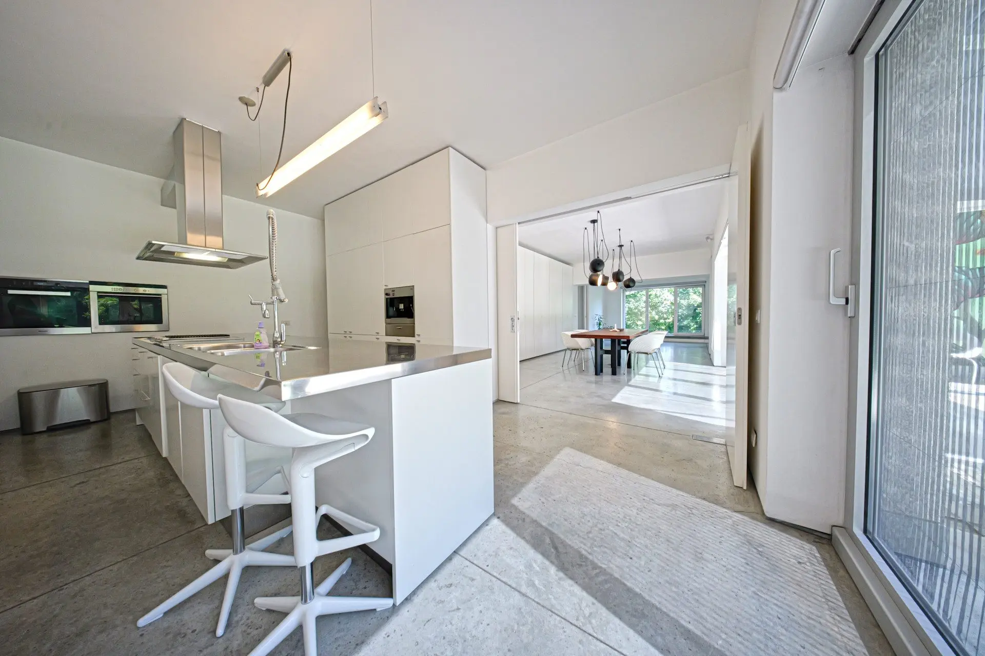 An exceptional property with a massive house in Boyana district, near Sequoia St. for sale