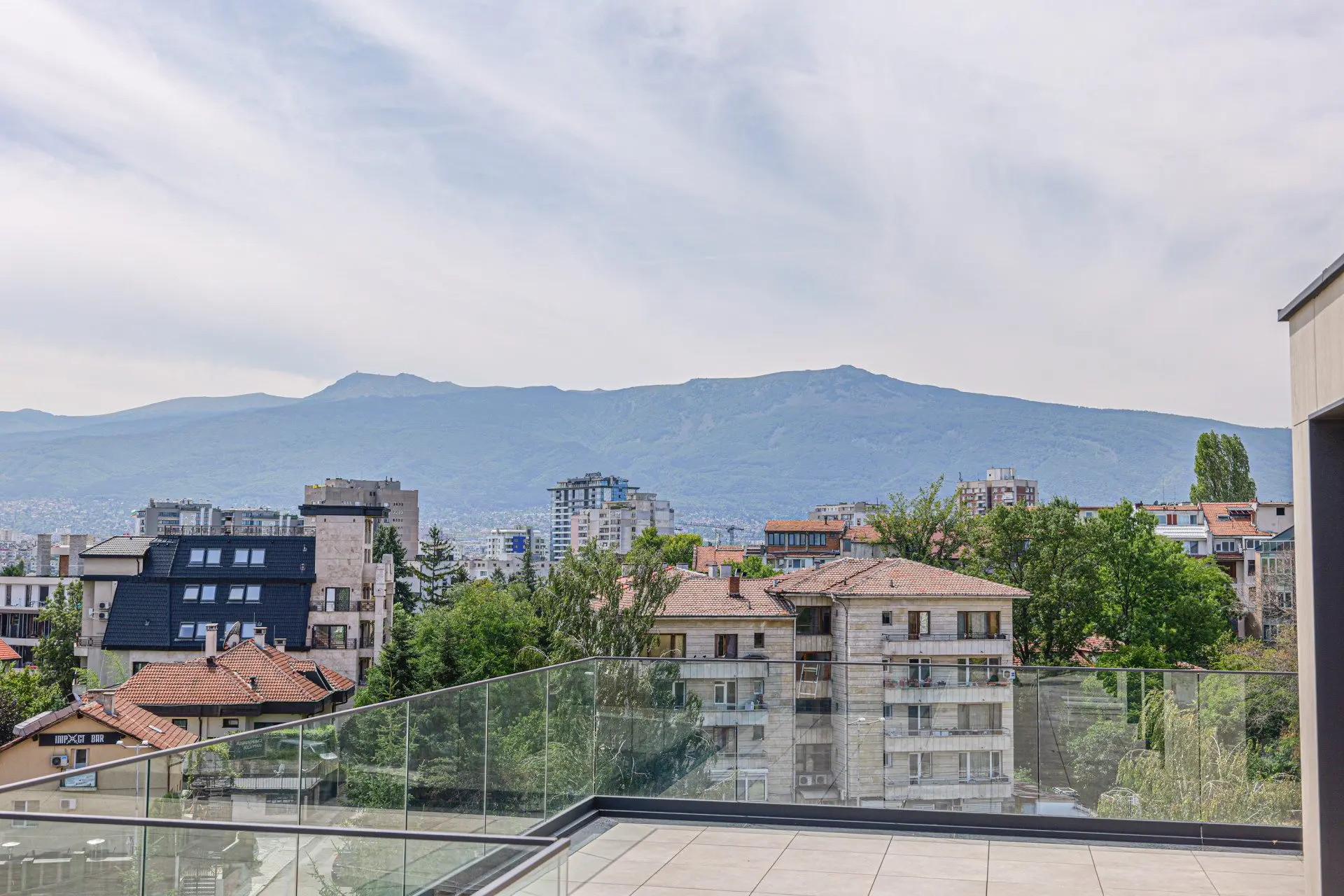 Premium penthouse with unparalleled panorama, space and views in an unparalleled boutique building in Iztok district