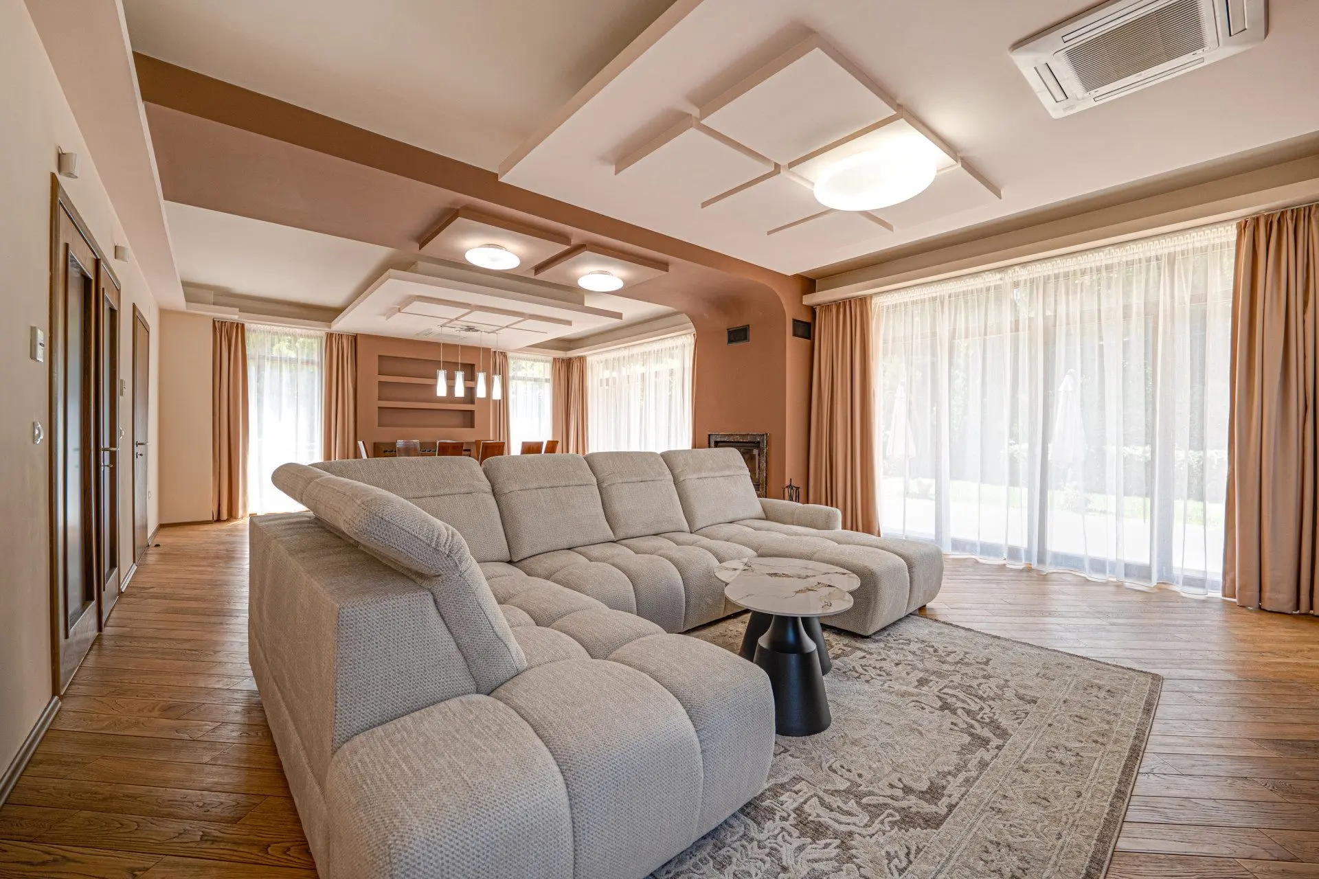 d9def5b3529187d5502742bd7a57169e A house with a great location in Boyana district for sale