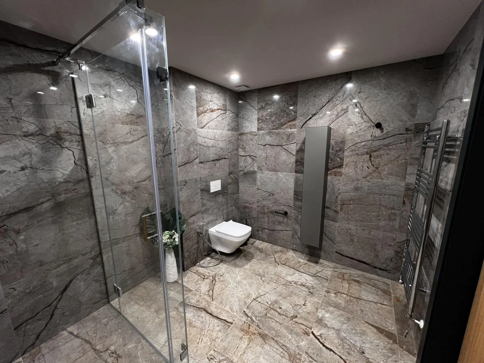da715dd4b948b833c3980cdba23516f7-1 Тwo bedroom apartment in a luxury residential complex combining the comforts of the big city and the tranquility of life in nature for sale