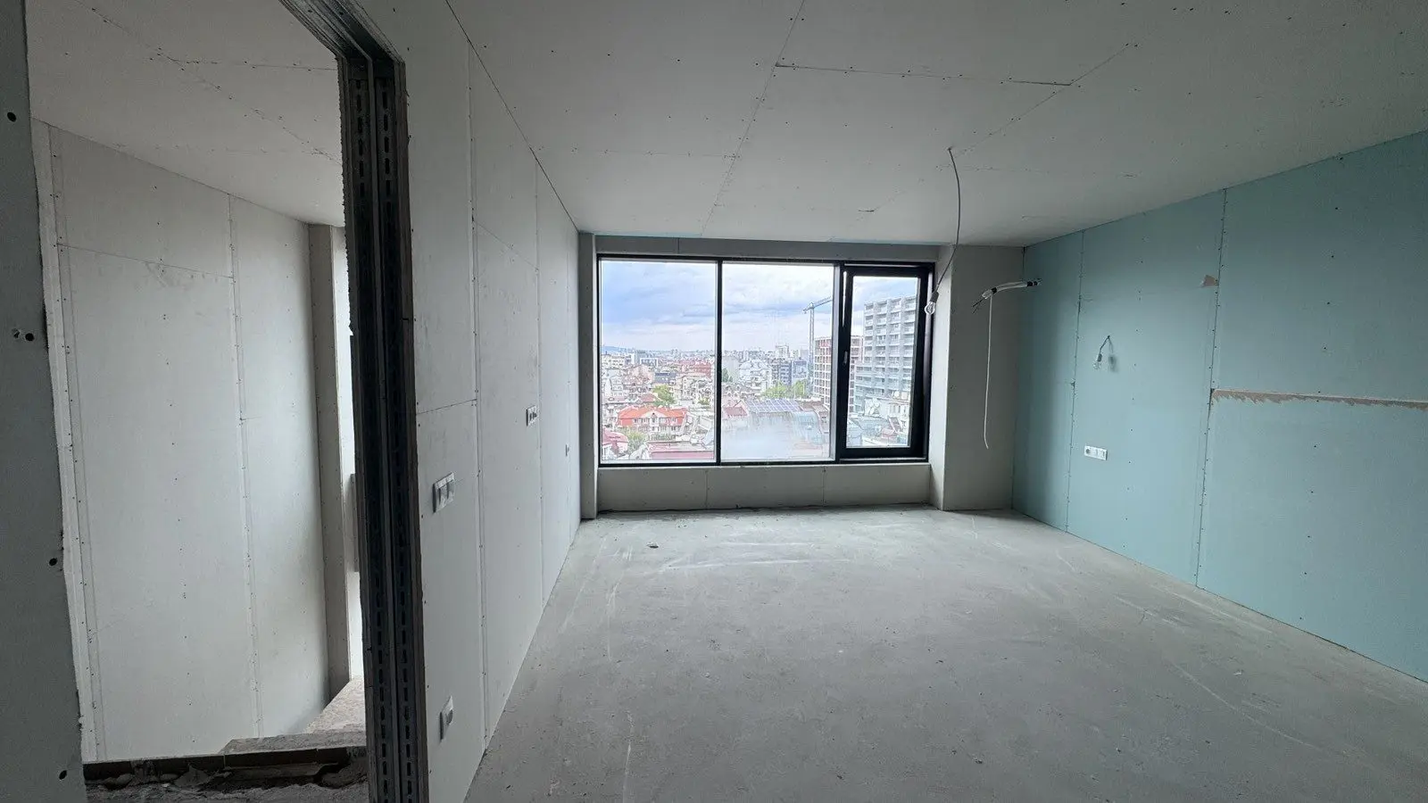 Maisonette in a luxury complex near a park for sale