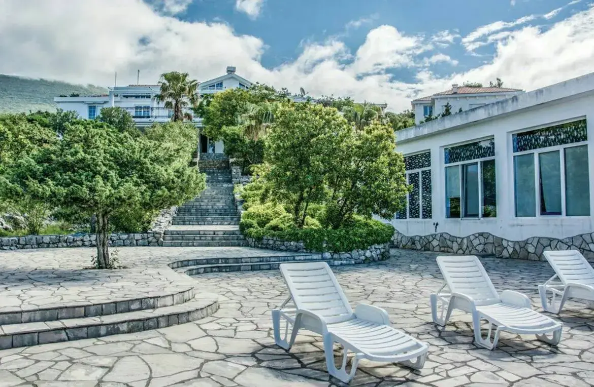 Villa with beach view in Žanjice, Herceg Novi