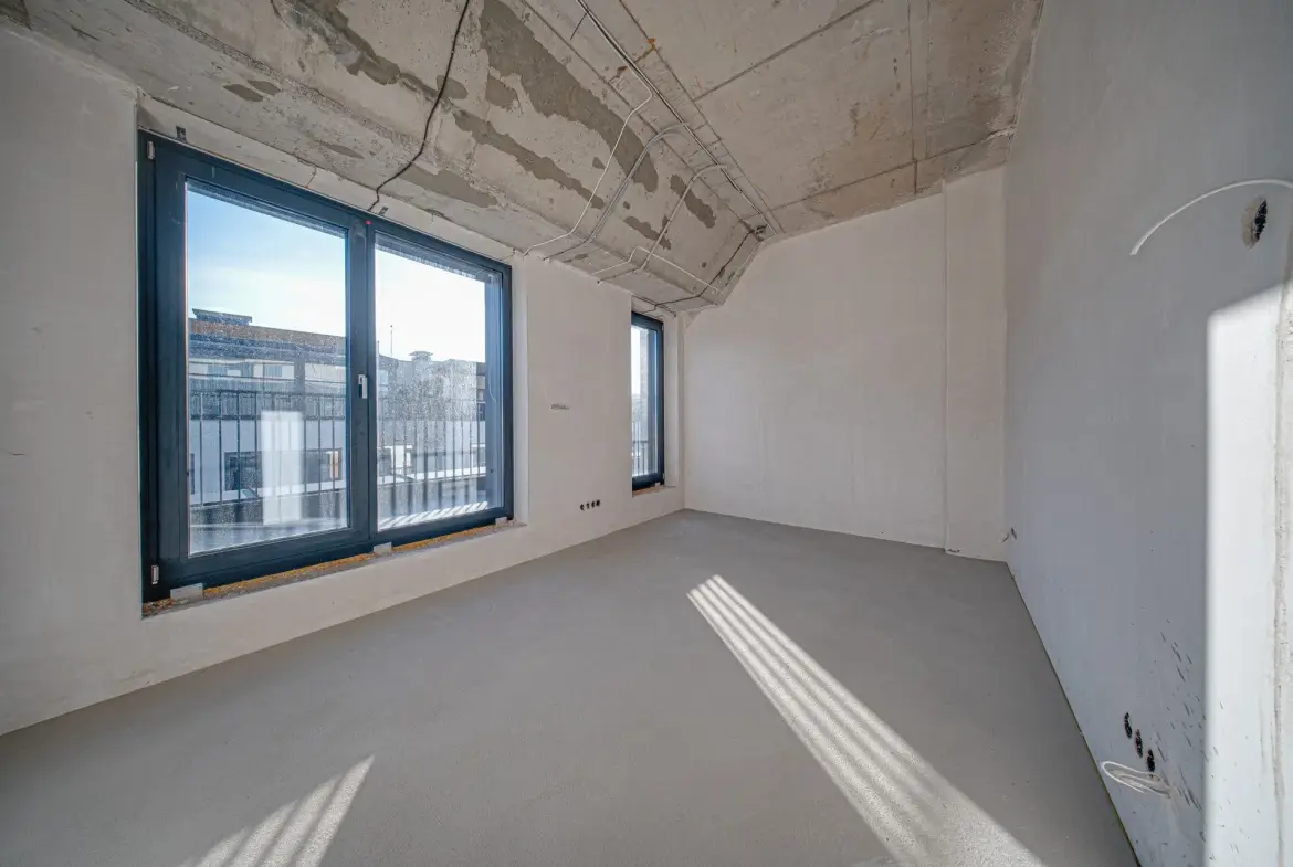 Three-bedroom apartment in a new complex near Paradise Mall