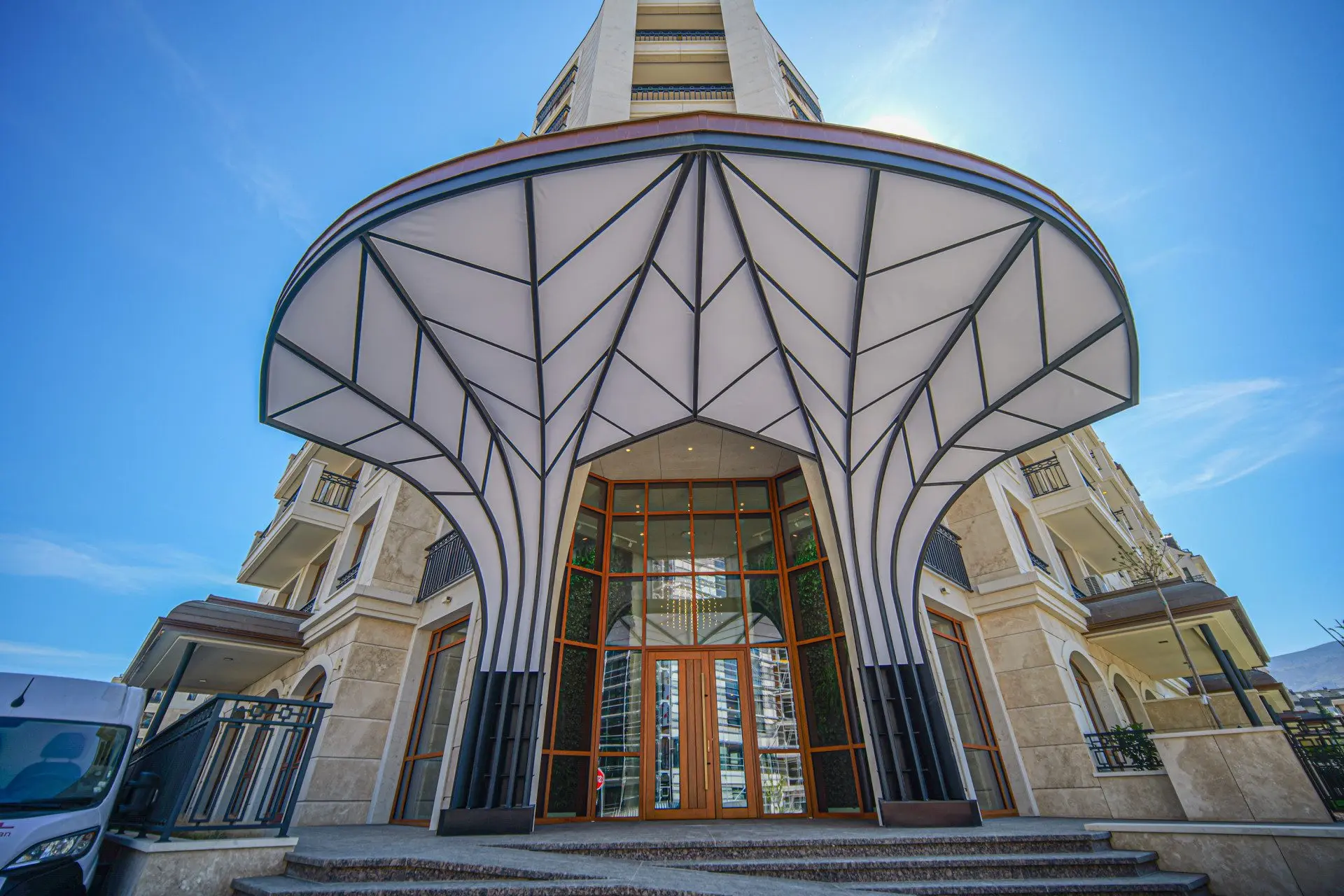 Three-bedroom apartment in a new luxury complex in Krastova vada