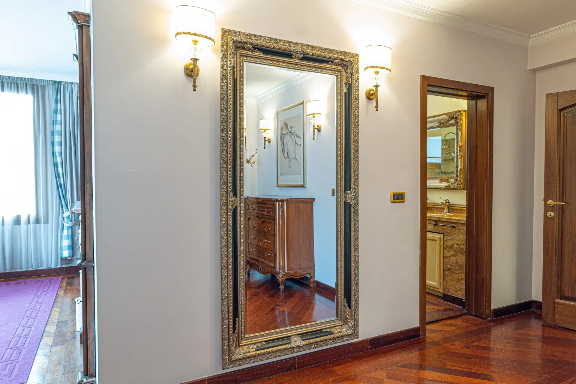 Impressive classic three-bedroom apartment in Manastirski Livadi-West district for sale