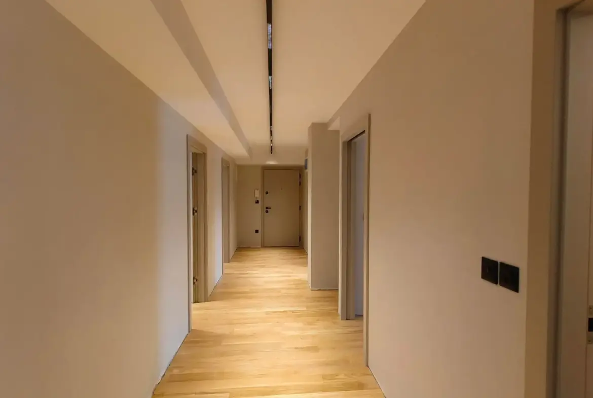 Spacious and fully furnished new apartment in the central part of Sofia