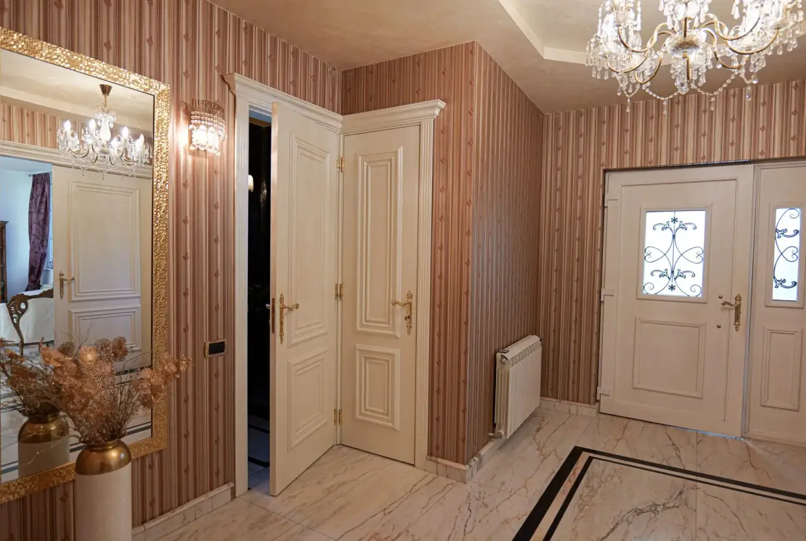 Aristocratic house in the metropolitan district of Boyana for sale