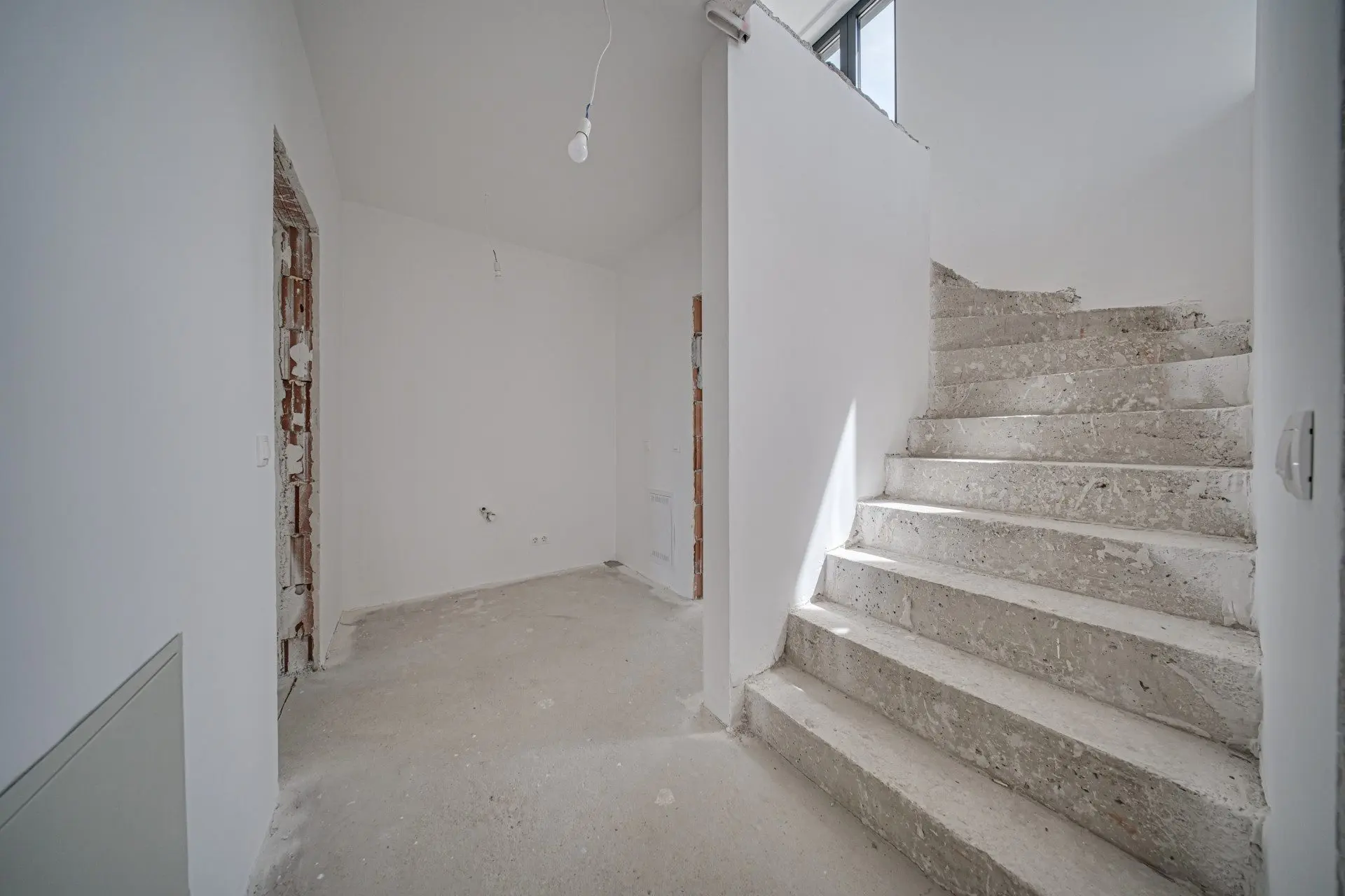 Premium penthouse with unparalleled panorama, space and views in an unparalleled boutique building in Iztok district