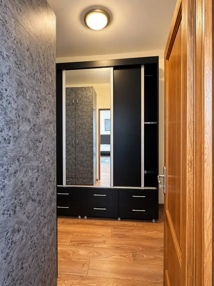 Bright 4-room duplex in Iancu Nicolae area, near the forest and International Schools, Bucharest