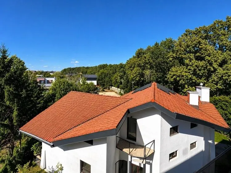 Bright 4-room duplex in Iancu Nicolae area, near the forest and International Schools, Bucharest