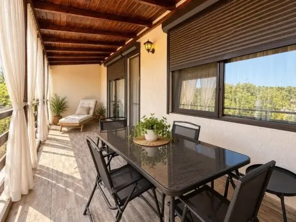 Bright 4-room duplex in Iancu Nicolae area, near the forest and International Schools, Bucharest