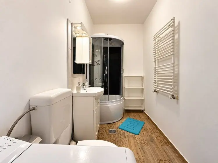 Bright 4-room duplex in Iancu Nicolae area, near the forest and International Schools, Bucharest