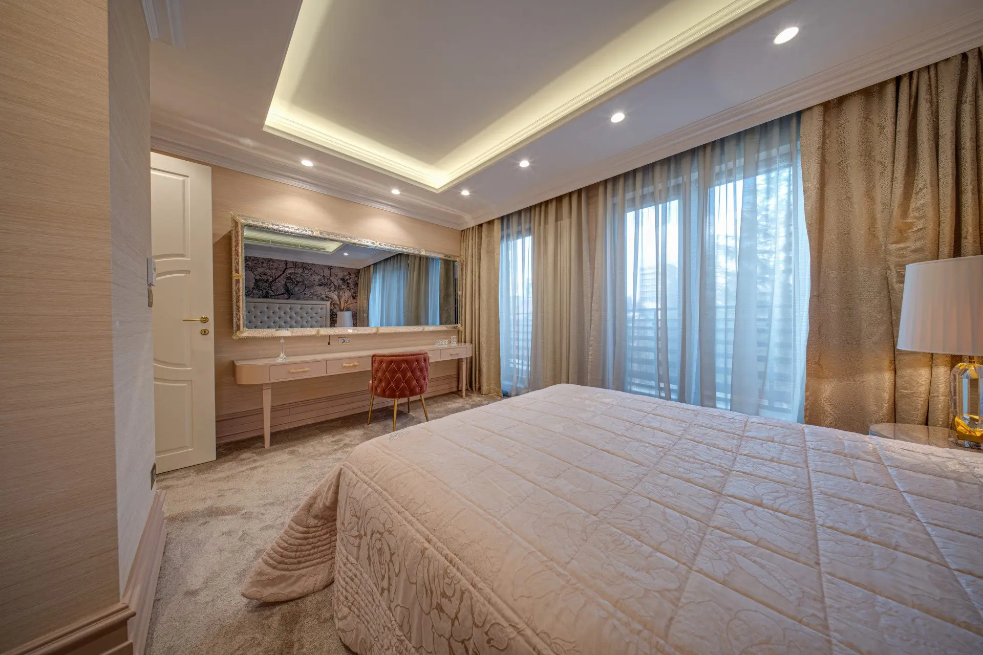 e0b5ed7cd95e0e51aaa03e620ab8058e Impressive apartment with a top location in one of the most preferred neighborhoods of the capital, Iztok