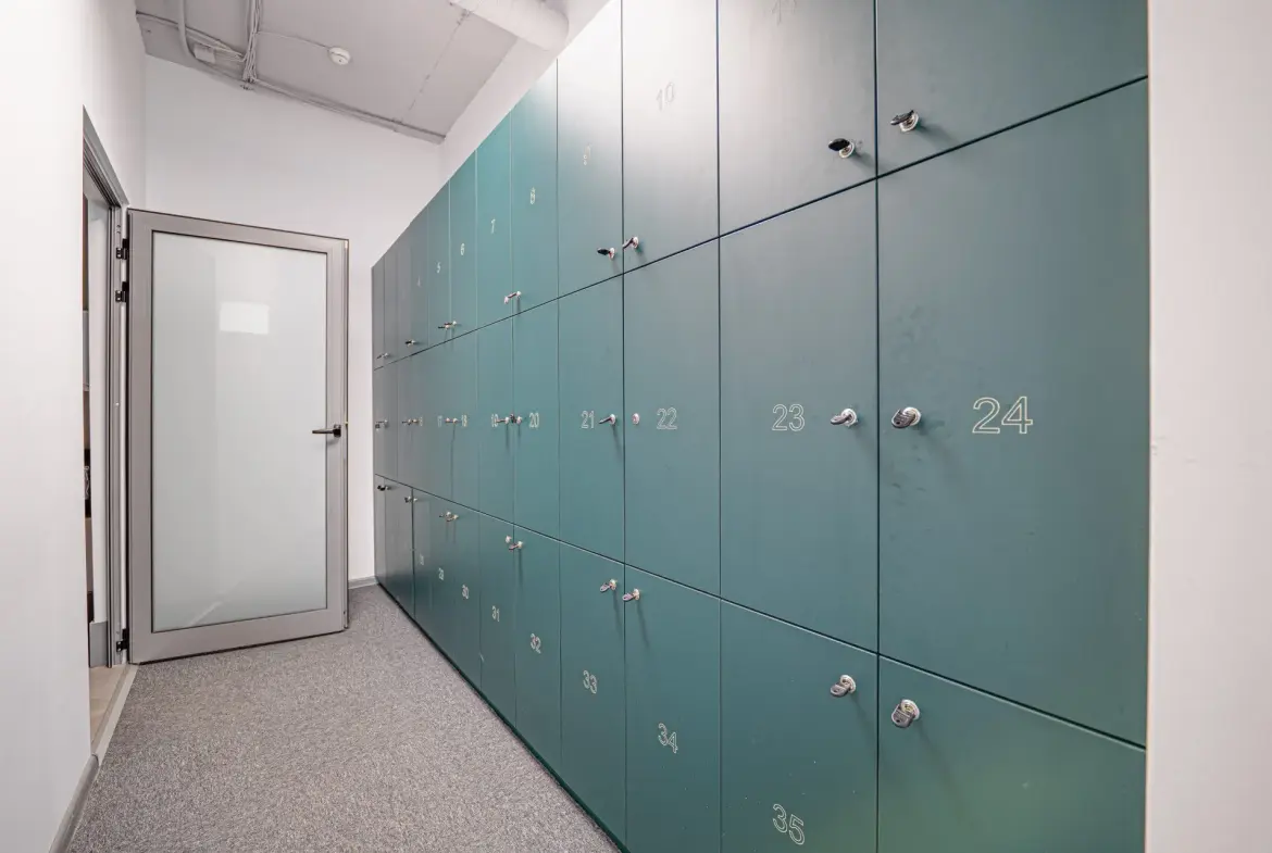 Representative office in a modern office building on Bulgaria Blvd. for sale