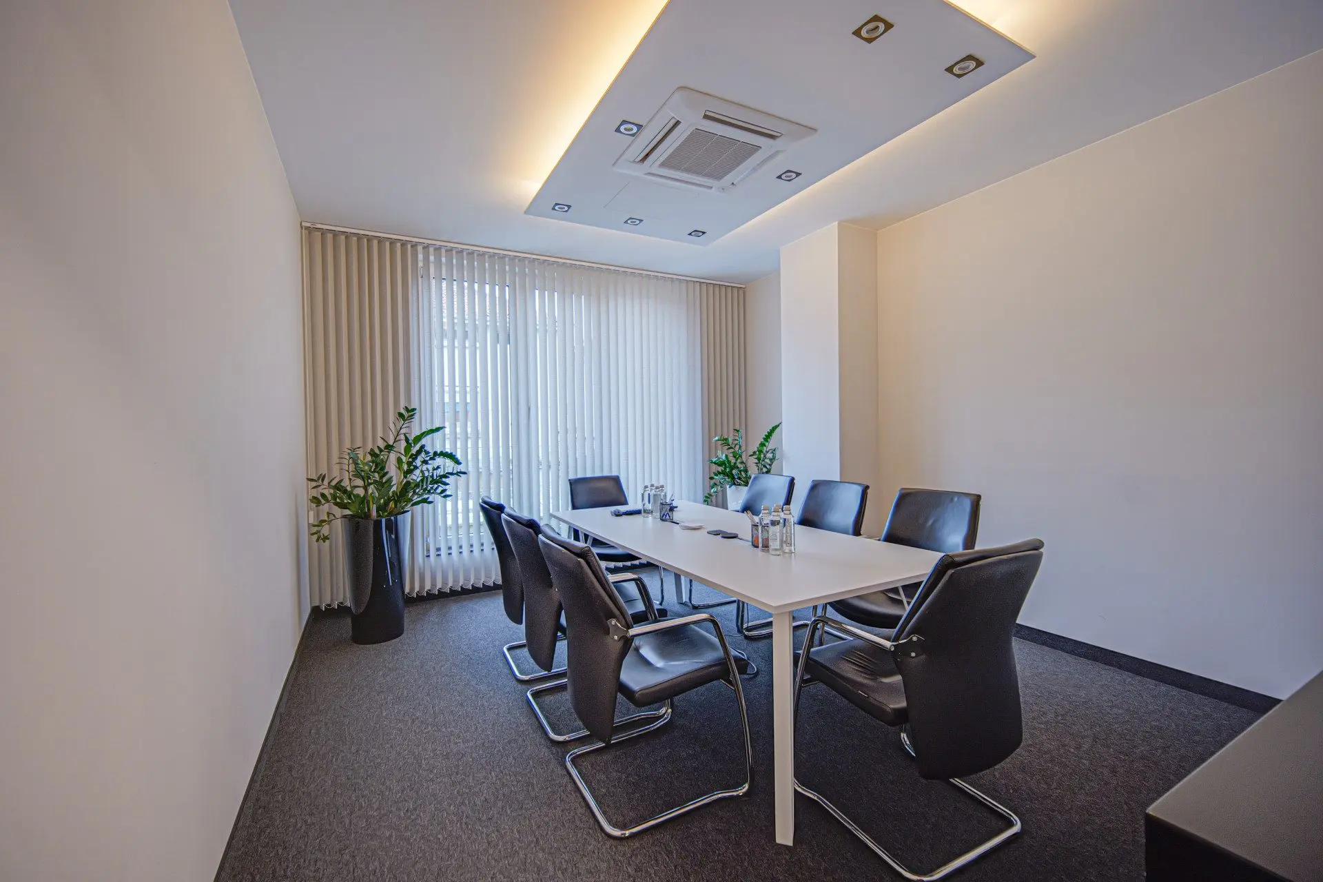 Exclusive office in Krasno Selo for sale
