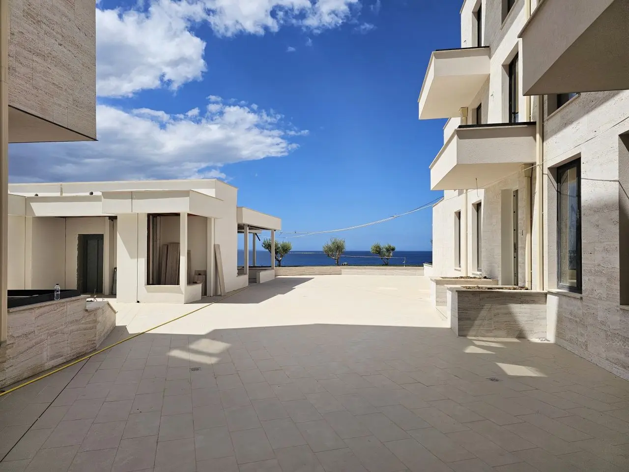 e1ac4d4c-b4c2-4ed2-8d83-021f5fa657e1 Apartment For Sale In Saranda Albania