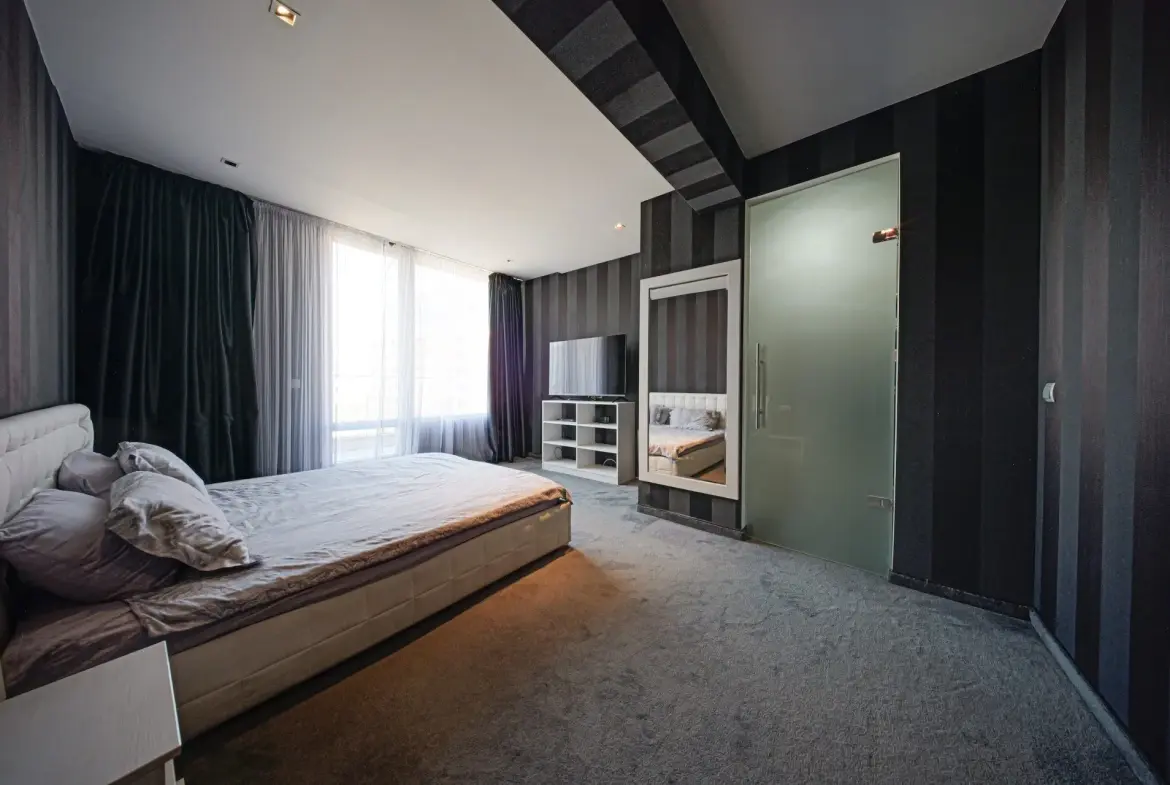Luxurious penthouse with stunning views in Krastova Vada for sale