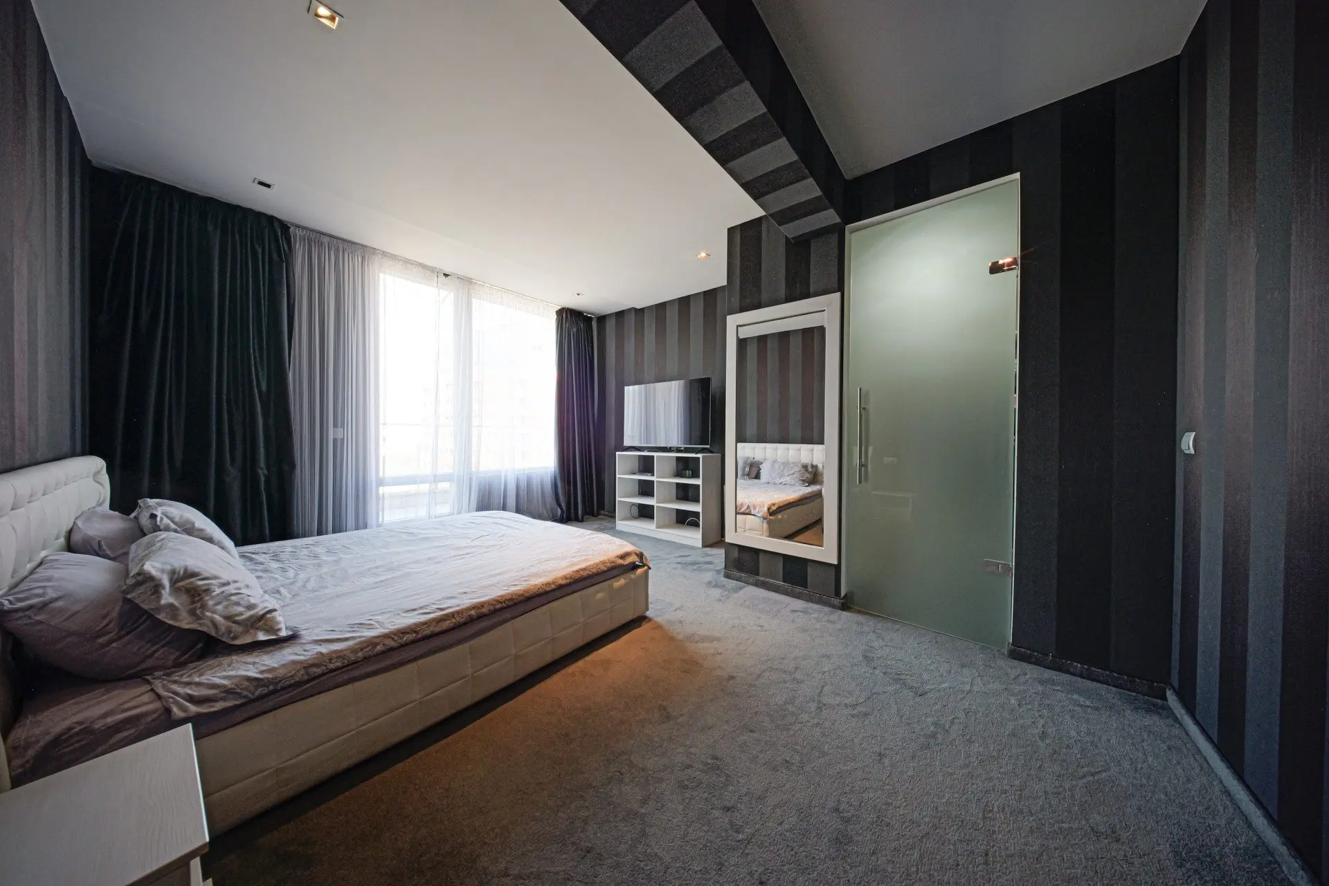 Luxurious penthouse with stunning views in Krastova Vada for sale