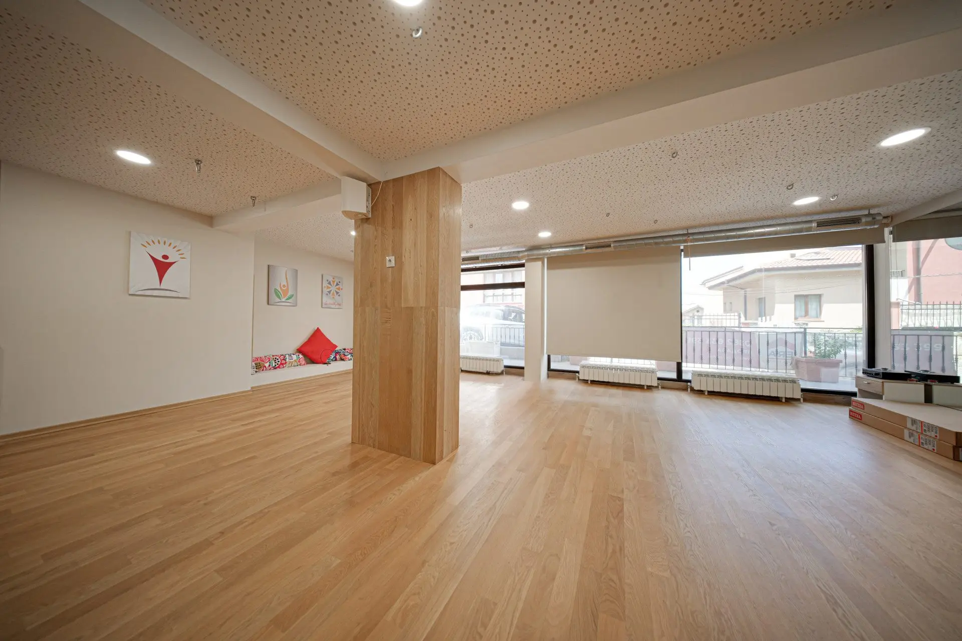 Spacious commercial premises located on two levels in Boyana for sale