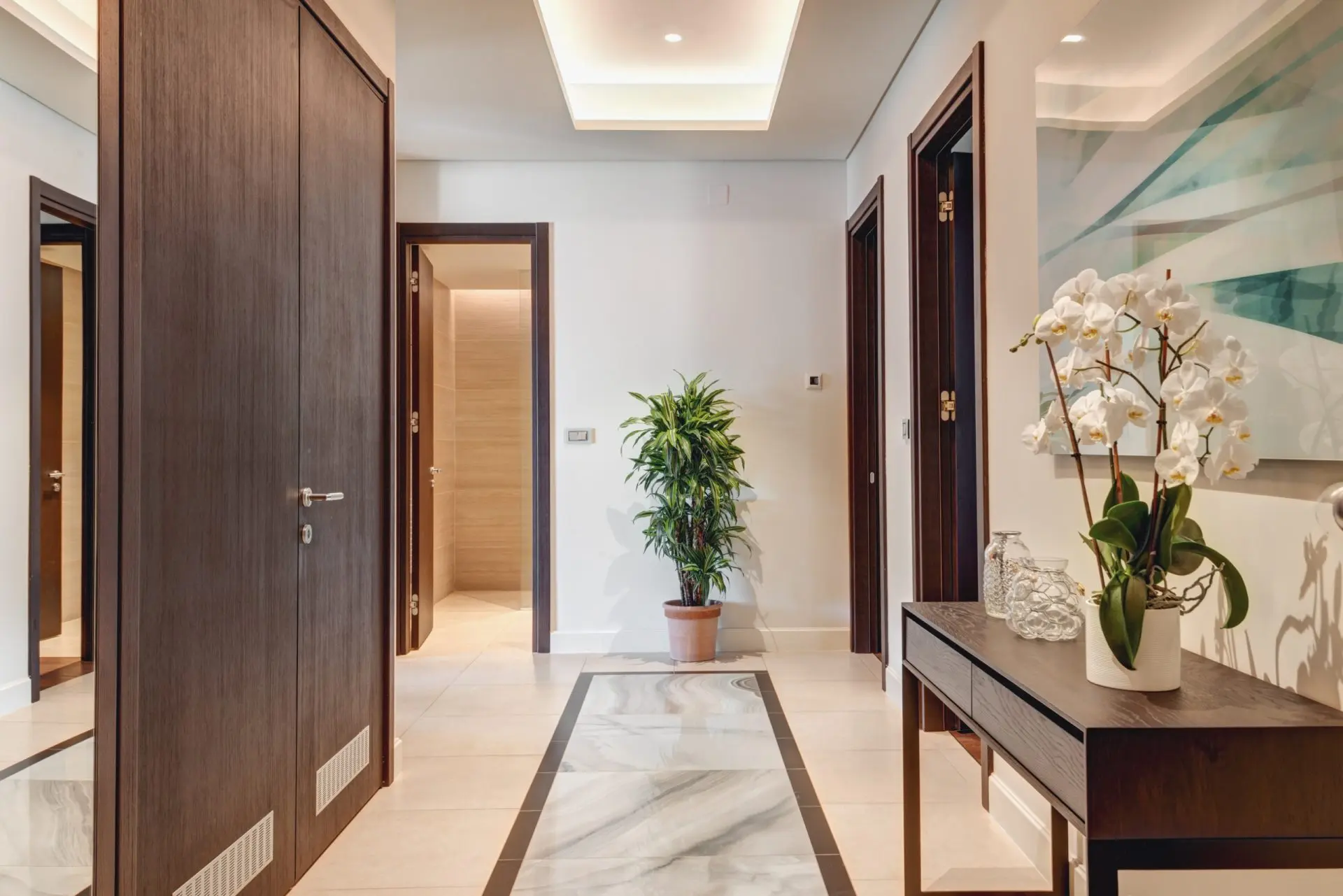 e3ca66e423e3fe00e07dba513fcb8471480c0cb70e6d3661e2fe4eb90fd424f46887485f764bf Elegant two-bedroom apartment in Marina Residence