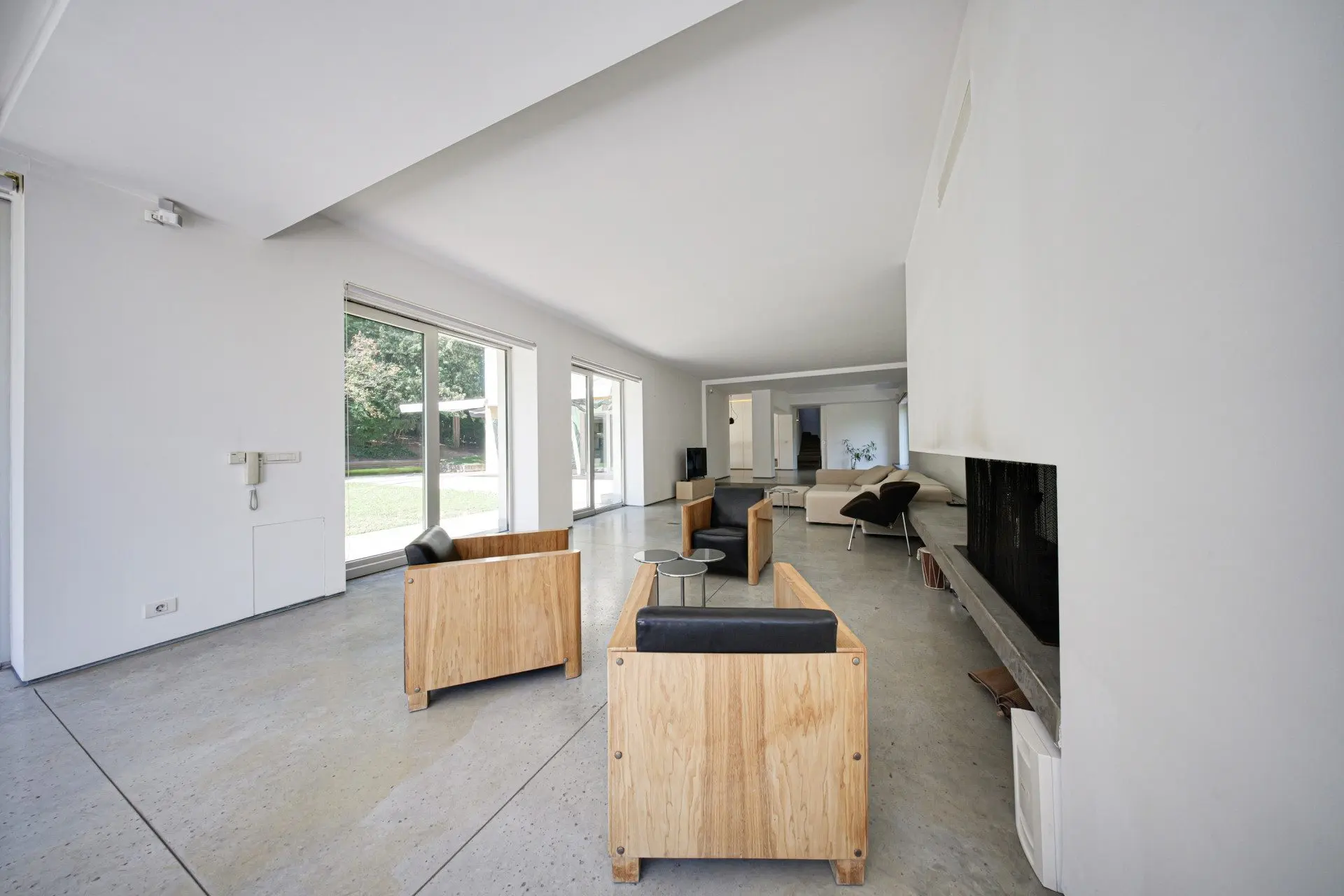 An exceptional property with a massive house in Boyana district, near Sequoia St. for sale