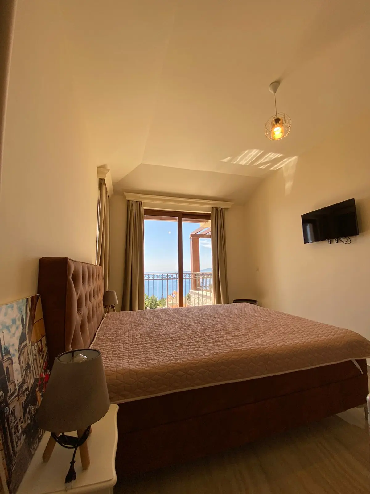 Exceptional four bedrooms villa