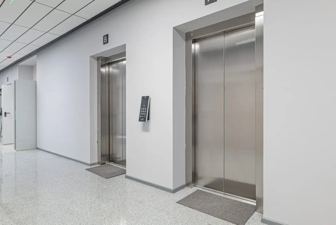 Representative office in a modern office building on Bulgaria Blvd. for sale