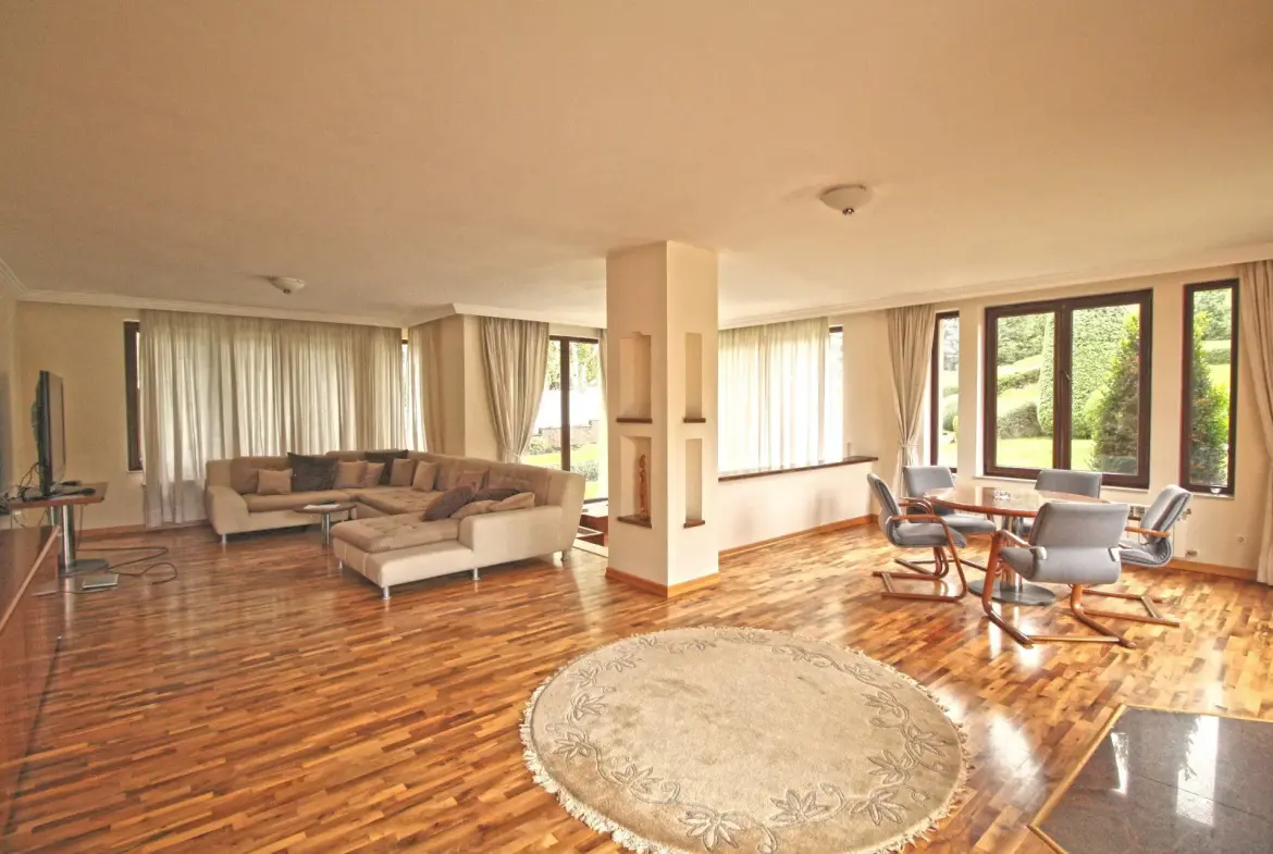 Spacious semi-furnished house in a gated community in Simeonovo.