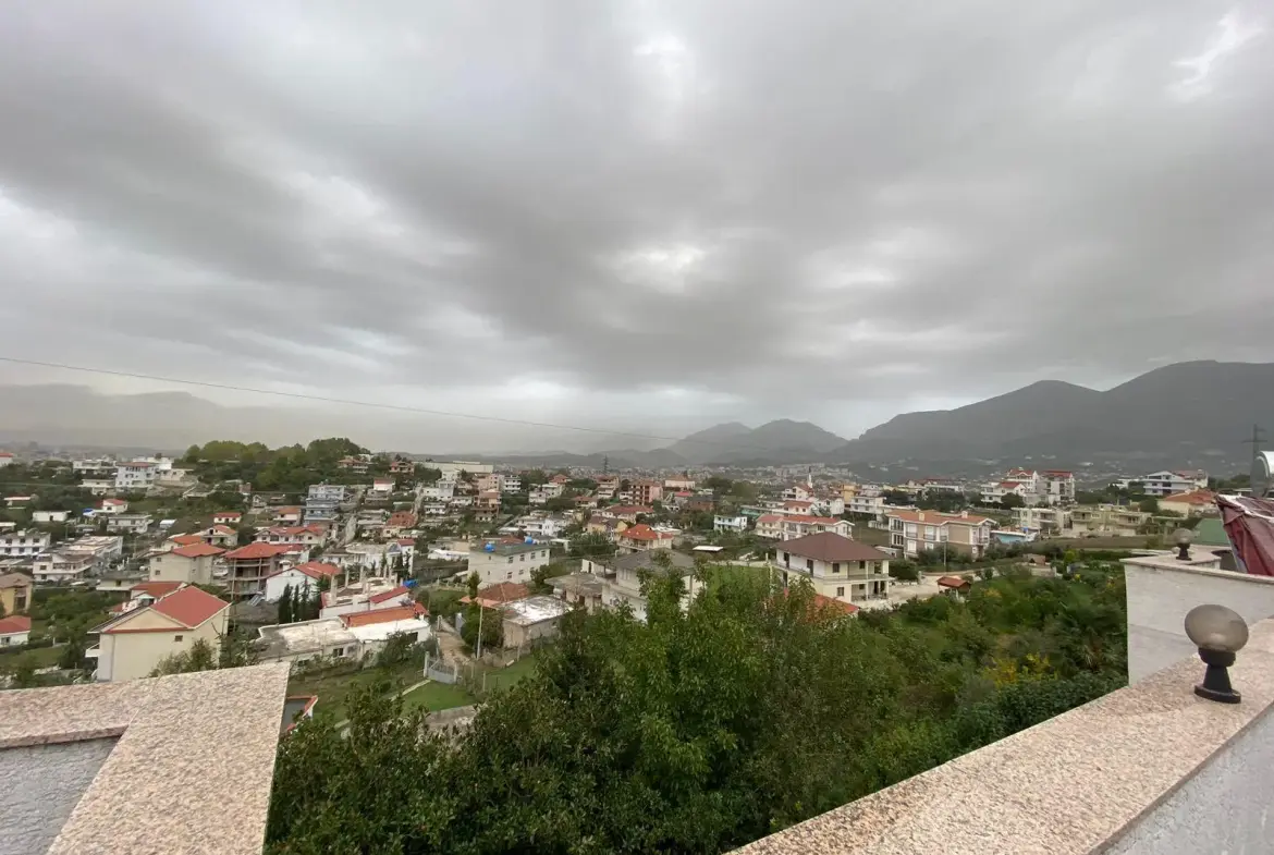 Villa with Land for Sale in Farkë e Vogël, Tirana